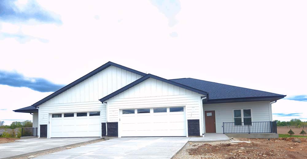 1341/1343 Scenic Pointe Ct