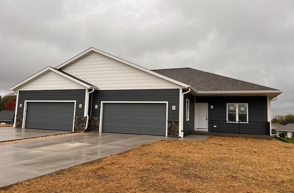 1353/1355 Scenic Pointe Ct