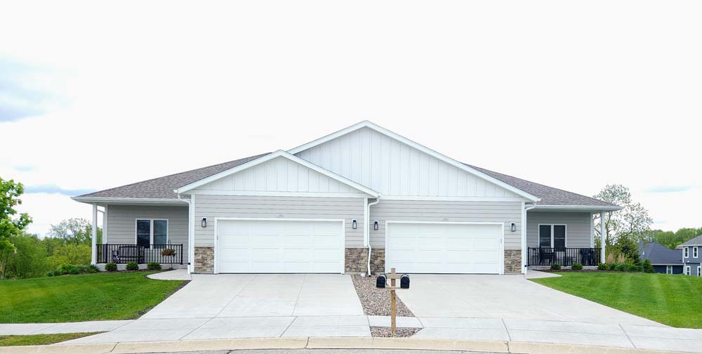 1363/1365 Scenic Pointe Ct